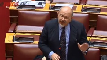 Ξυδάκης προς Βορίδη: Αυτά τα λένε οι μαχαιροβγάλτες – Δεν είναι χασαποταβέρνα η Βουλή – ΒΙΝΤΕΟ