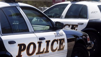 Της φυλακής τα σίδερα: Χειροπέδες σε αστυνομικό που απαίτησε… ερωτικά ανταλλάγματα για να μην συλλάβει γυναίκα – ΦΩΤΟ