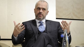 Τα συγχαρητήρια του Έντι Ράμα σε Τσίπρα και Ζάεφ