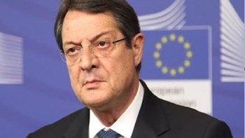 Σκληρή απάντηση του Αναστασιάδη στον Ακιντζί: Nα αφήσει τα επικοινωνιακά τεχνάσματα