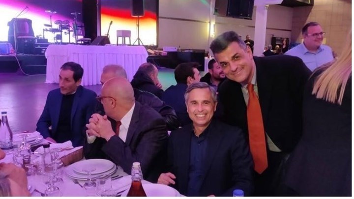 Οι αστυνομικοί τίμησαν τον Μιχάλη Λεμπιδάκη – Τα συγκινητικά λόγια του επιχειρηματία