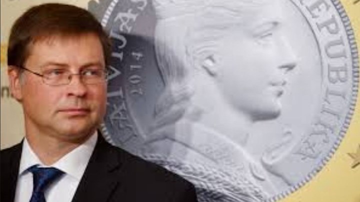 Ντομπρόβσκις: Σαφής η τάση πως η Ελλάδα επιστρέφει στις αγορές – Τι είπε για τα κόκκινα δάνεια