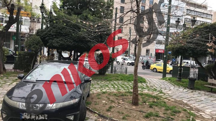 Έχει μετατρέψει το πάρκο σε ιδιωτικό πάρκινγκ – ΦΩΤΟ αναγνώστη