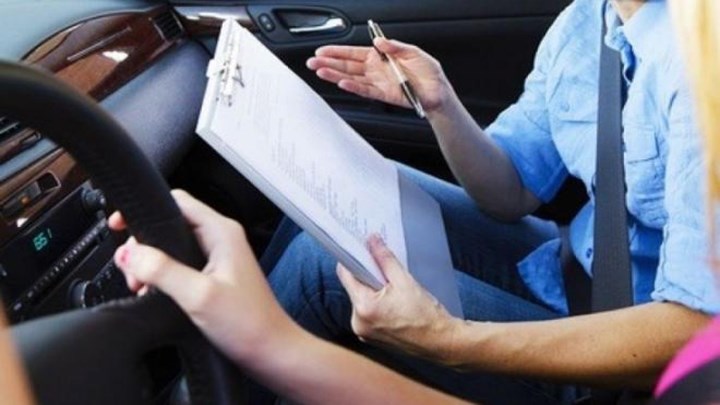 Κατατέθηκε το νομοσχέδιο για τις εξετάσεις οδηγών