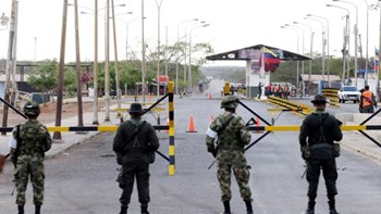 Στοιχισμένη στη γραμμή των ΗΠΑ η Κολομβία: Απαγόρευσε την είσοδο σε 200 συνεργάτες της κυβέρνησης Μαδούρο