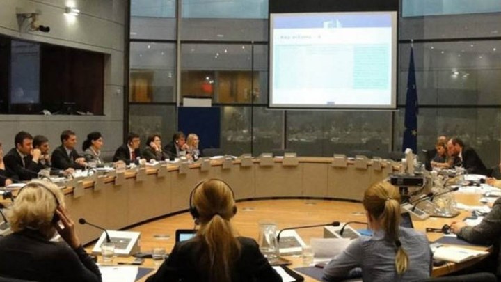 Ενστάσεις στη συνεδρίαση του EuroWorking Group για κόκκινα δάνεια και κατώτατο μισθό