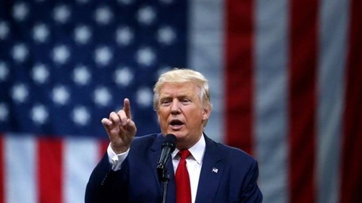 Ο Τραμπ αφήνει ανοιχτό το ενδεχόμενο αποστολής στρατού στη Βενεζουέλα