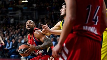 Με “ιπτάμενο” Ουίλιαμς, Καλάθη και Τόμας το top 10 της EuroLeague – ΒΙΝΤΕΟ