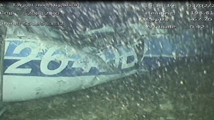 ΦΩΤΟ – σοκ από τα συντρίμμια του αεροσκάφους του Σάλα