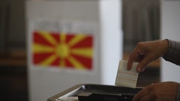Εννέα υποψήφιοι διεκδικούν το χρίσμα του VMRO-DPMNE για τις προεδρικές εκλογές στα Σκόπια