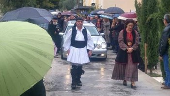 Θρήνος στην κηδεία των θυμάτων της τραγωδίας στην Καλαμάτα – ΒΙΝΤΕΟ