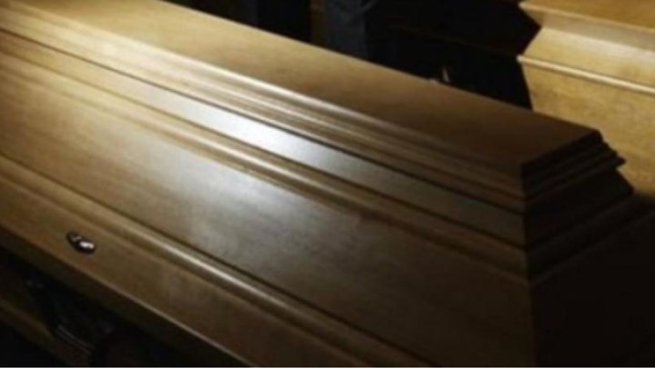 Έκρυβε τα ναρκωτικά… μέσα σε φέρετρα