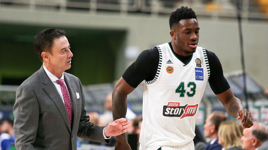 Πιτίνο: Αλλάζουμε εντελώς το στυλ του Θανάση στο σουτ