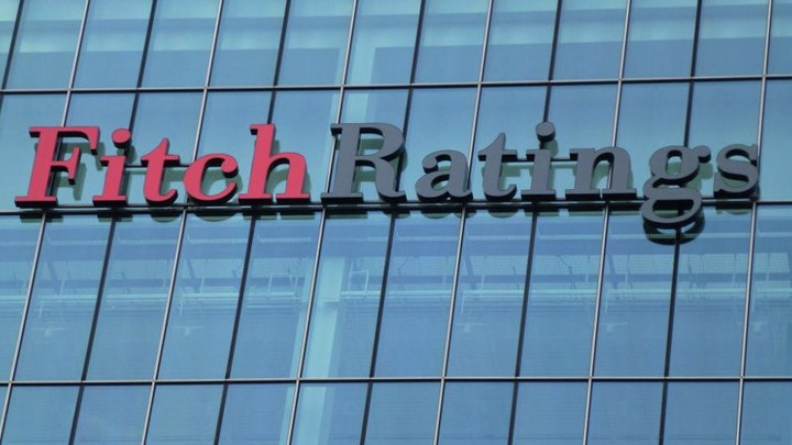 Ο Fitch άφησε αμετάβλητο το αξιόχρεο της Ελλάδας