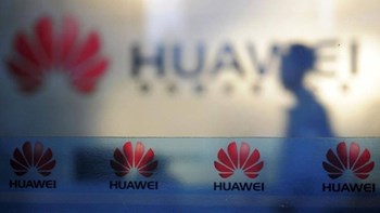 Δια νόμου θα αποκλειστεί η Huawei από τα δίκτυα τηλεφωνίας 5G στην Βρετανία