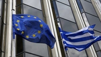 CNBC: Κίνδυνος να μην πάρει η Ελλάδα χρηματοδότηση