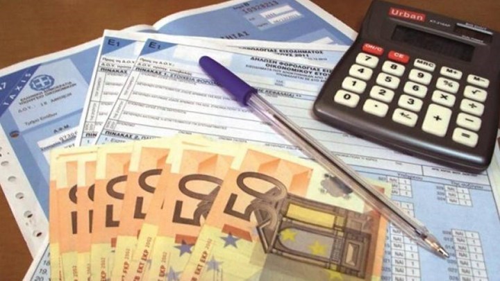 Ποιοι και γιατί θα πληρώσουν περισσότερο φόρο – Οι παγίδες και οι ανατροπές των φετινών δηλώσεων