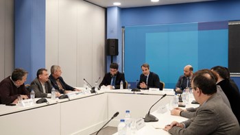 Με το ΔΣ της ΠΟΕΔΗΝ συναντήθηκε ο Μητσοτάκης: Στα όριά του το δημόσιο σύστημα Υγείας