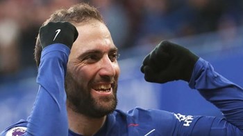 Ο Ιγκουαΐν στο στόχαστρο για ένα φτύσιμο – ΦΩΤΟ