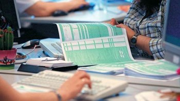 Εφορία: Ξεχωριστό εκκαθαριστικό για τους συζύγους – Τι προβλέπει το νέο έντυπο Ε1