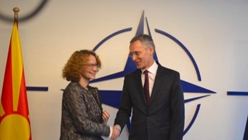 Στην Υπουργική Σύνοδο του ΝΑΤΟ η υπουργός Άμυνας των Σκοπίων