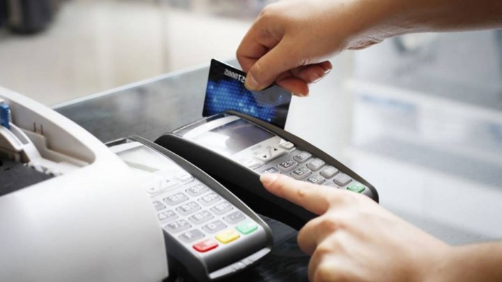 Ποιο δώρο προτιμούν οι Έλληνες για την ημέρα του Αγίου Βαλεντίνου – Έκρηξη των ανέπαφων συναλλαγών