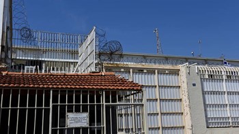 Συμβόλαια θανάτου με «στάμπα» τρομοκρατίας από την «Κορυδαλλός-mafia»