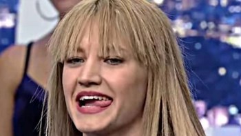 Η αιχμηρή απάντηση της Ερμίδου στην Αμανατίδου για την κατσαρίδα – ΦΩΤΟ