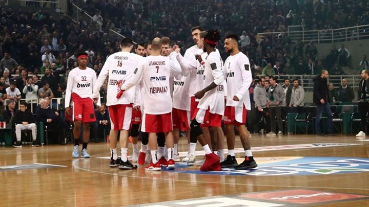 Αφαίρεση έξι βαθμών από τον Ολυμπιακό