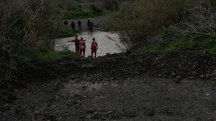 Ώρες αγωνίας για τους τέσσερις αγνοούμενους στην Κρήτη – Άκαρπες οι έρευνες της Πυροσβεστικής – ΦΩΤΟ – ΒΙΝΤΕΟ