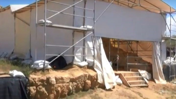 ”Τόπος εγκλήματος η Αμφίπολη”- Τι καταγγέλλει ο Όμιλος Φίλων για την ανάδειξη του μνημείου