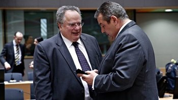 Τα sms του Καμμένου στον Κοτζιά – Τι καταγγέλλει ο πρώην υπουργός Εξωτερικών