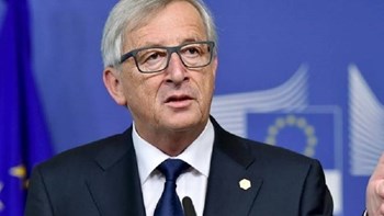 Γιούνκερ: Κανένας δεν θα εναντιωνόταν στην αναβολή του Brexit