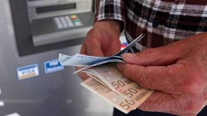 Καταγγελίες – φωτιά από συνταξιούχους: Ο ΕΦΚΑ επιστρέφει αναδρομικά… αλά καρτ