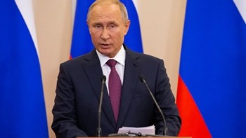 Διάγγελμα από τον Πούτιν για τη διάσωση της δημοφιλίας του