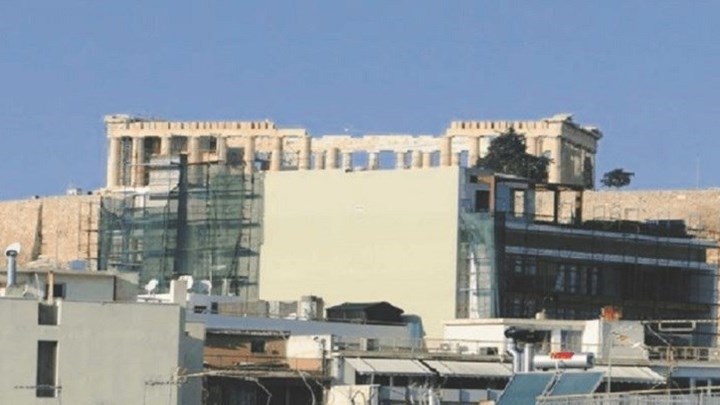 Στο “μικροσκόπιο” τα 11ώροφα κτίρια στη σκιά της Ακρόπολης
