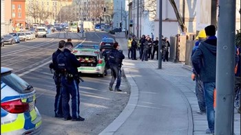 Δύο νεκροί από τους πυροβολισμούς στο Μόναχο – ΤΩΡΑ