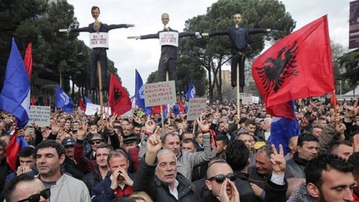 «Καζάνι που βράζει» η Αλβανία: Νέα διαδήλωση κατά του Ράμα