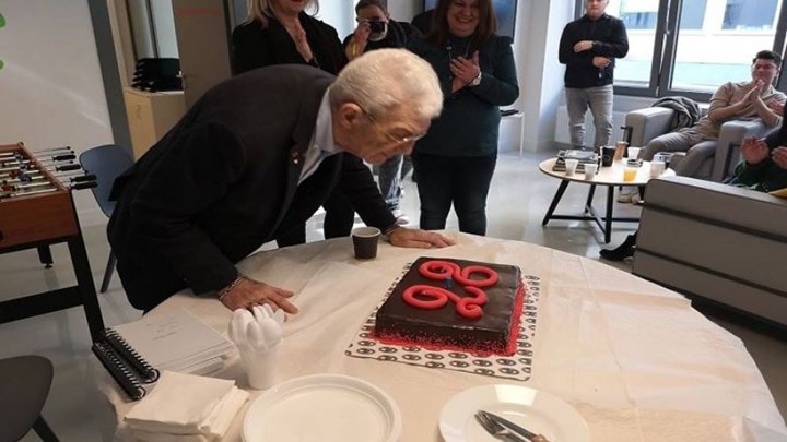 Τα 28 χρόνια μακριά από εξαρτήσεις γιόρτασε ο Γιάννης Μπουτάρης – ΦΩΤΟ