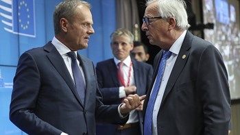 Γιούνκερ και Τουσκ στο Σαρμ Ελ Σεϊχ για τη σύνοδο ΕΕ – Αραβικού Συνδέσμου