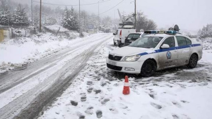 Σε… κλοιό χιονιά η Χαλκιδική: Πού απαγορεύεται η κυκλοφορία φορτηγών και λεωφορείων