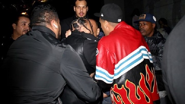 Έπεσαν μπουνιές στο πάρτι του Μεϊγουέδερ – Ποιος διάσημος ράπερ βγήκε σηκωτός – ΦΩΤΟ