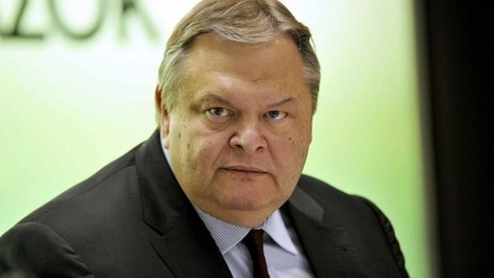 Βενιζέλος: Ο ελληνικός λαός είναι αυτός που θα αποφασίσει αν θέλει να έχει προοπτική αυτή η χώρα