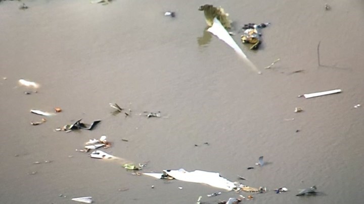 Ανασύρθηκαν δύο νεκροί από το μοιραίο Boeing 767 που συνετρίβη κοντά στο αεροδρόμιο του Χιούστον