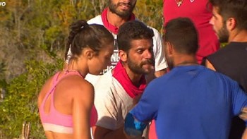 Survivor: Έλληνας και Τούρκος παραλίγο να πιαστούν στα χέρια – Επενέβη ο Acun για να τους ηρεμήσει – ΒΙΝΤΕΟ