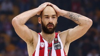 Αγωνία για Σπανούλη στον Ολυμπιακό – Τραυματίστηκε κόντρα στην Αρμάνι