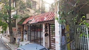 Περισσότερες από 70 προσαγωγές στην έφοδο της ΕΛ.ΑΣ. στην κατάληψη των ”τζιχαντιστών”