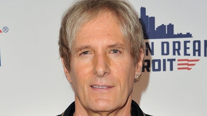 Έξαλλος ο Μάικλ Μπόλτον σε τηλεοπτική συνέντευξη – ΦΩΤΟ – ΒΙΝΤΕΟ