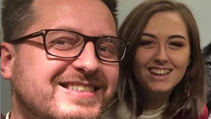 Το αγόρι της 17χρονης που μαχαιρώθηκε μέχρι θανάτου προσπάθησε να την σώσει – Τι αναφέρουν αυτόπτες μάρτυρες