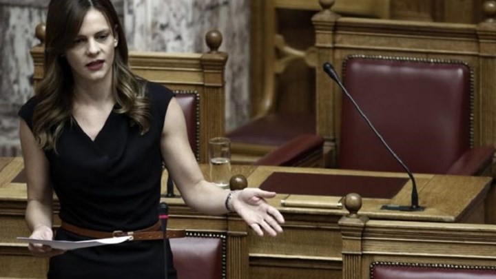 Αχτσιόγλου: Οι ωφελούμενοι από τη ρύθμιση των 120 δόσεων είναι δεκάδες χιλιάδες